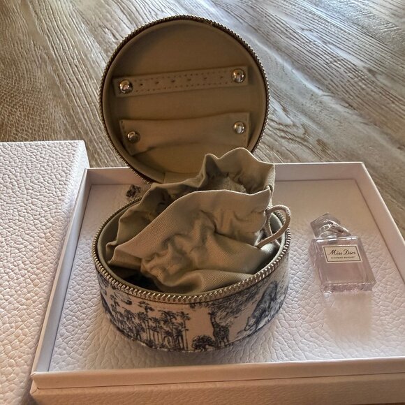 Dior Makeup Bag and Mini Miss Dior Set - Picture 2 of 3